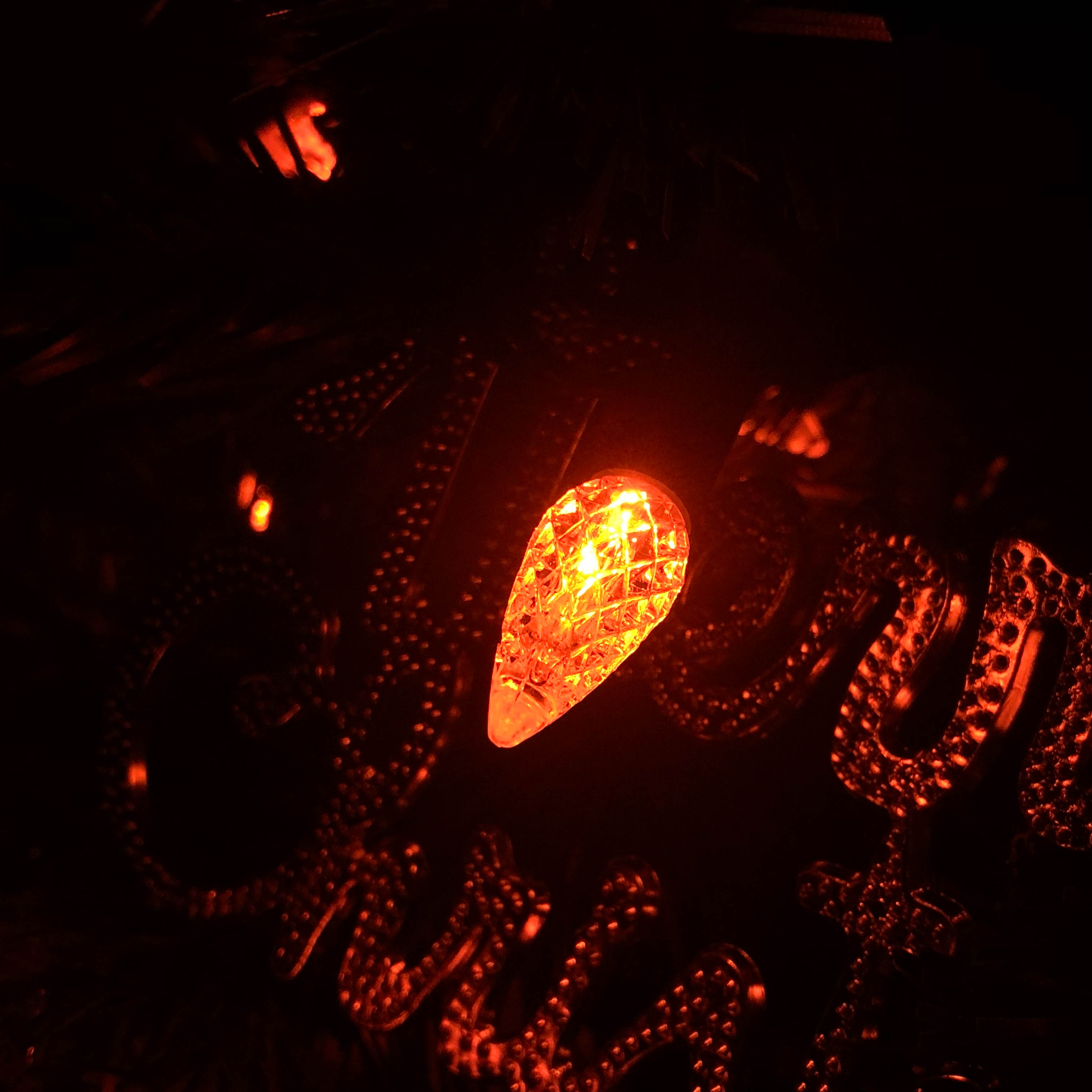 22 AWG Wire UL Водонепроницаемое наружное использование Оранжевый светодиод C6 Клубничный светодиодный шнур 